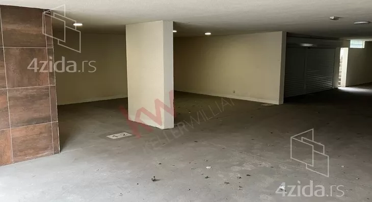 Garaža | 4zida