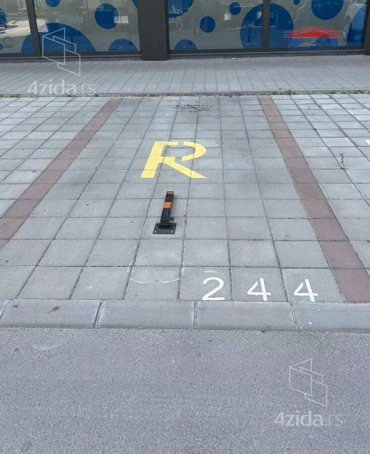 Parking | 4zida