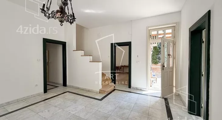 3-etažna kuća | 4zida