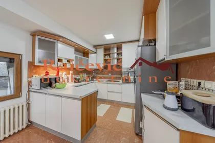 Koste Racina | 4zida.rs