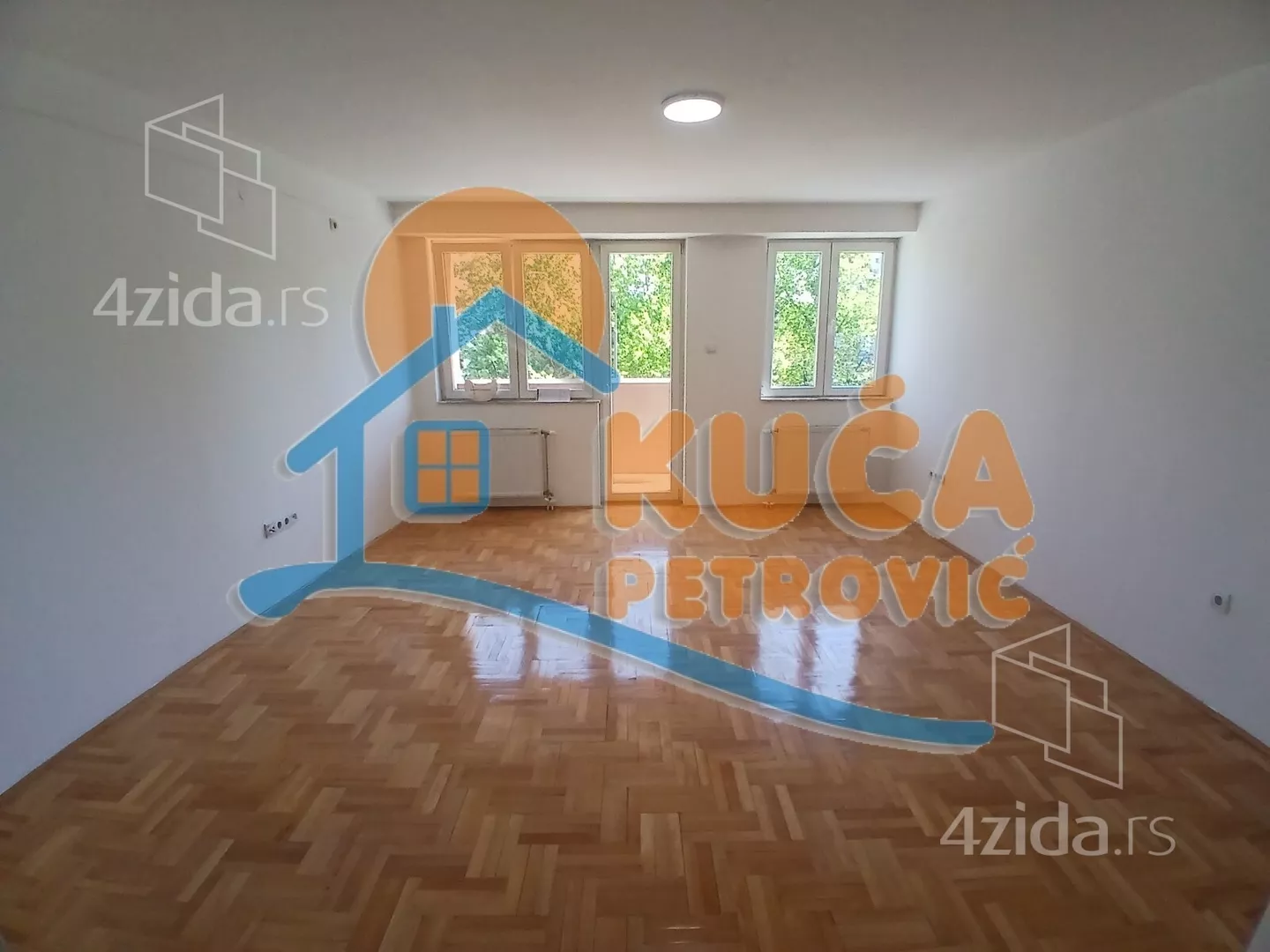 Lokal | 4zida