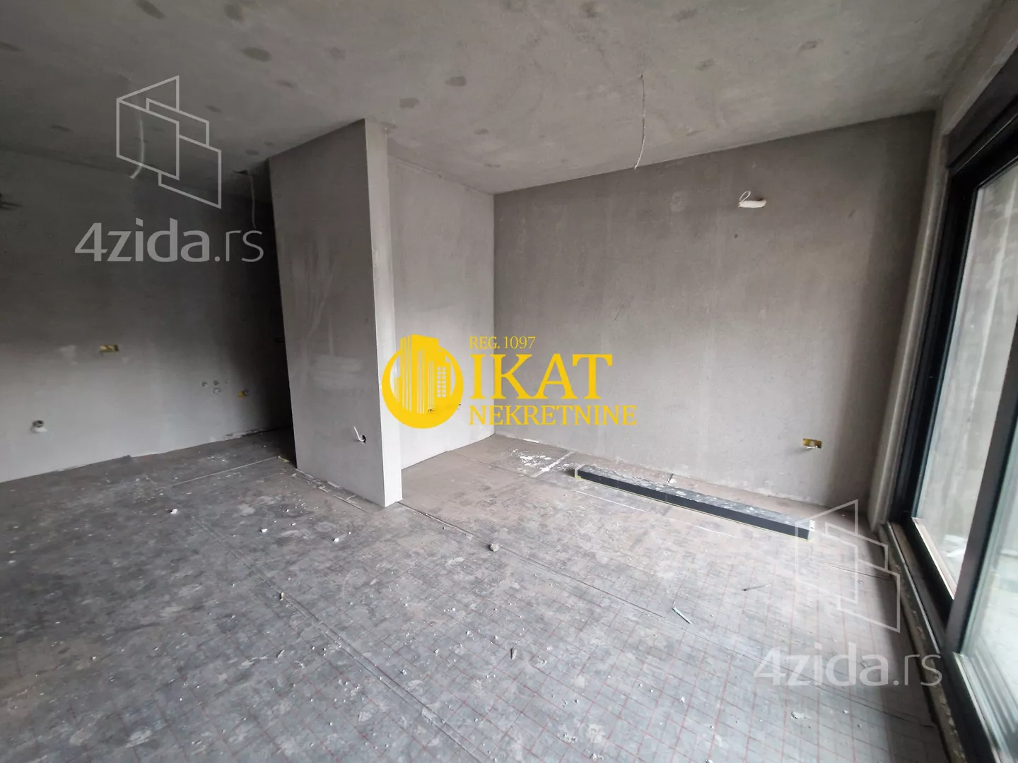 Jednoiposoban stan | 4zida