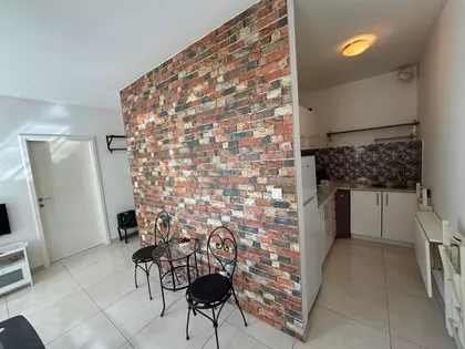 Miroslava Radojčića 3 | 4zida.rs