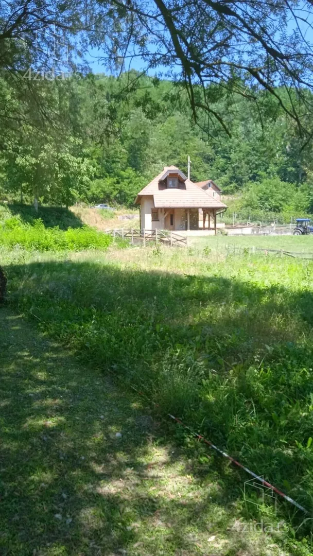 Građevinsko zemljište | 4zida
