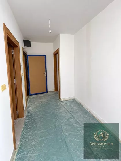 Stari Banovci | 4zida.rs