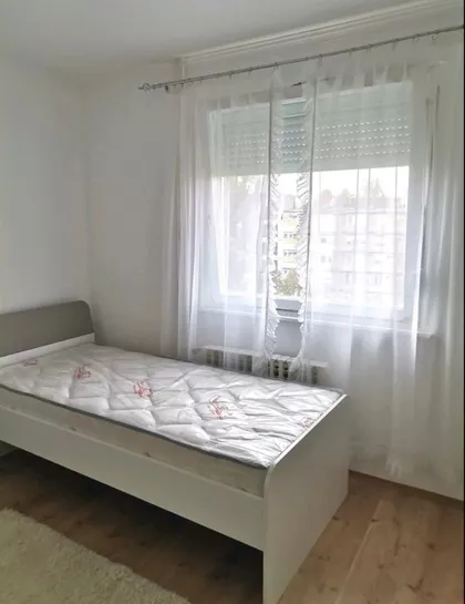 Šumska 9B | 4zida.rs