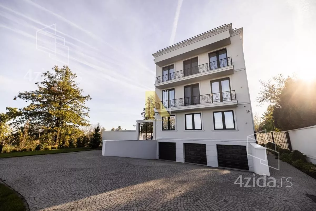 Četvorosoban stan | 4zida