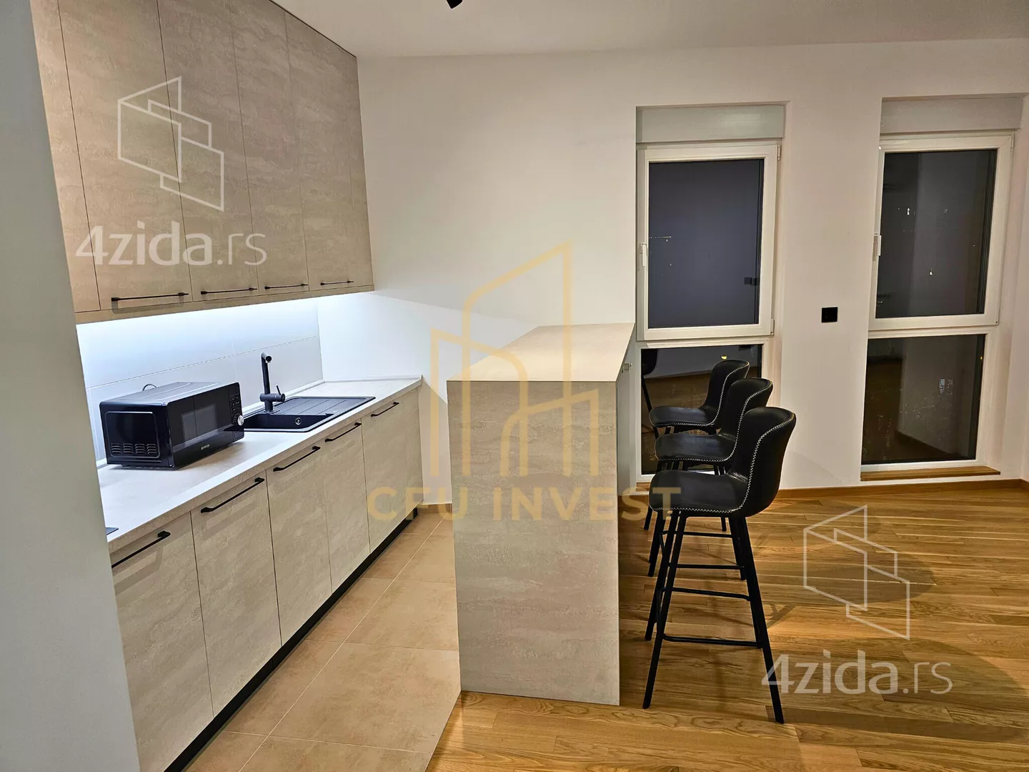 Četvorosoban stan | 4zida