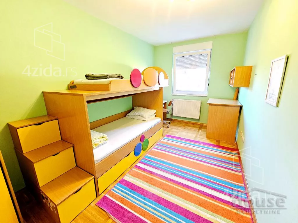 Četvorosoban stan | 4zida