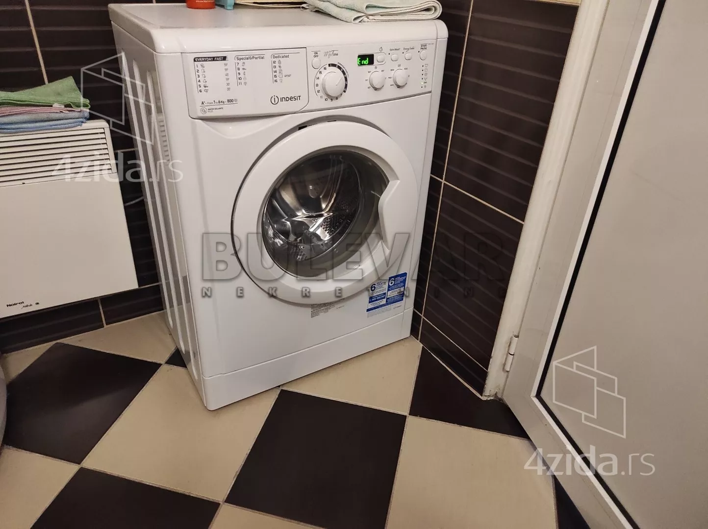 Dvoiposoban stan | 4zida