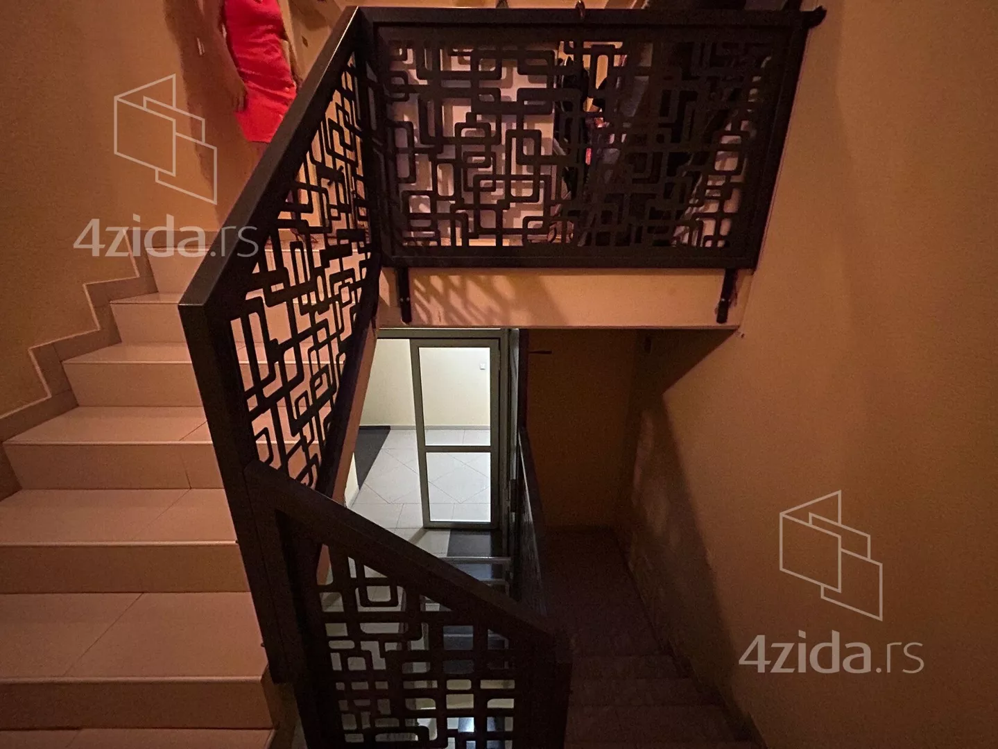 Četvoroiposoban stan | 4zida