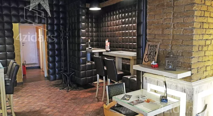 Ugostiteljski objekat | 4zida