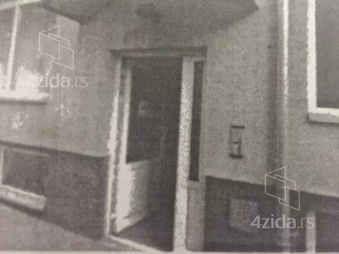Lokal | 4zida