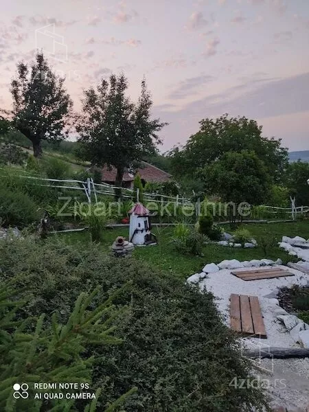 Turistički objekat | 4zida