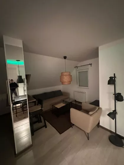 Borča | 4zida.rs