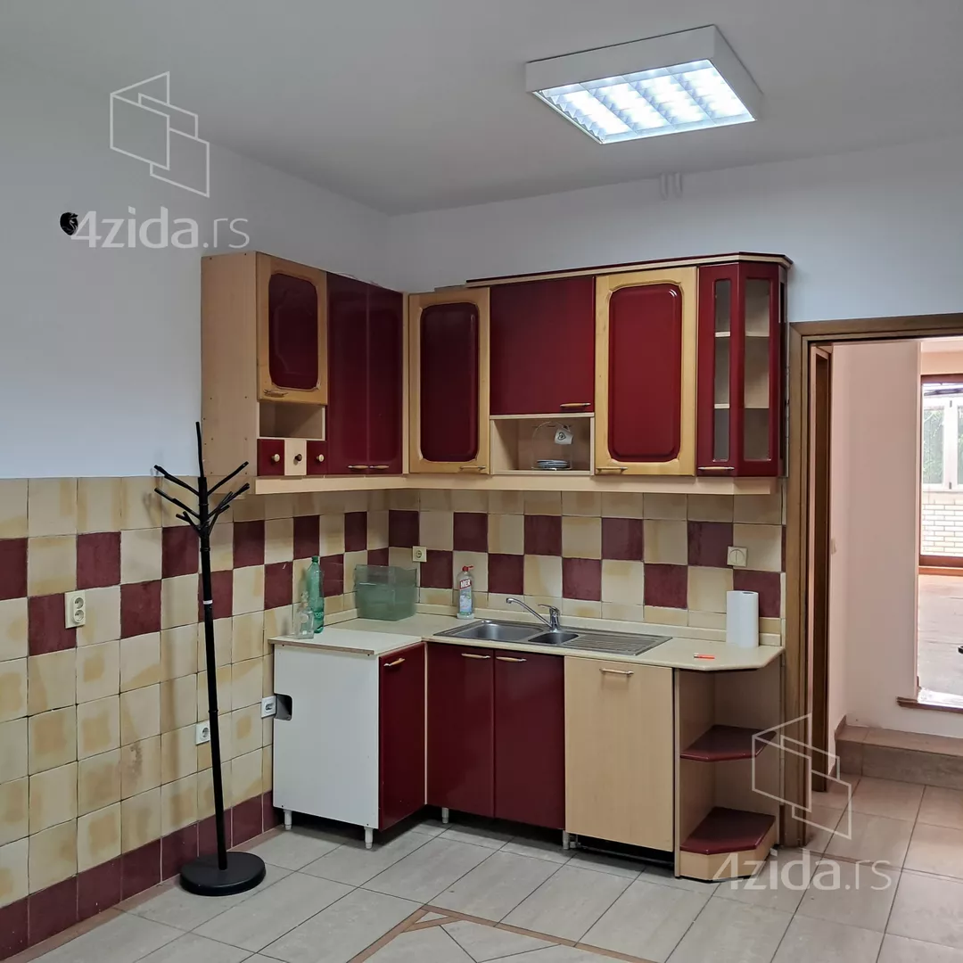 4-etažna kuća | 4zida