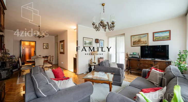 Troiposoban stan | 4zida