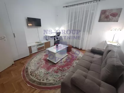 Cara Dušana | 4zida.rs