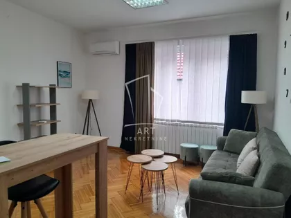 Njegoševa | 4zida.rs