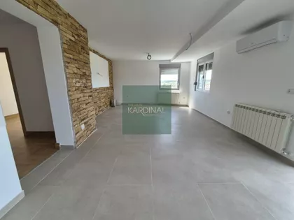 Vašarište | 4zida.rs
