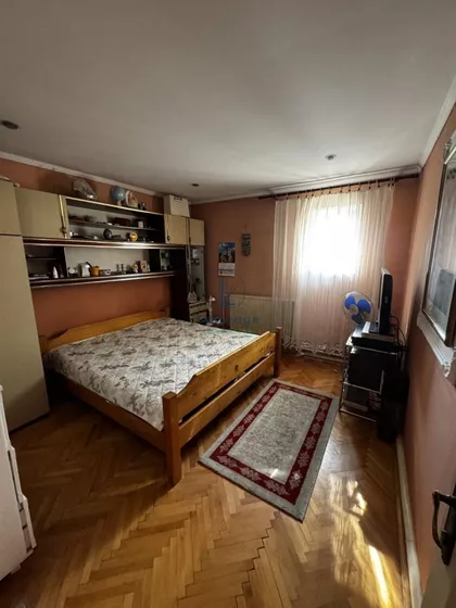 Savski trg | 4zida.rs