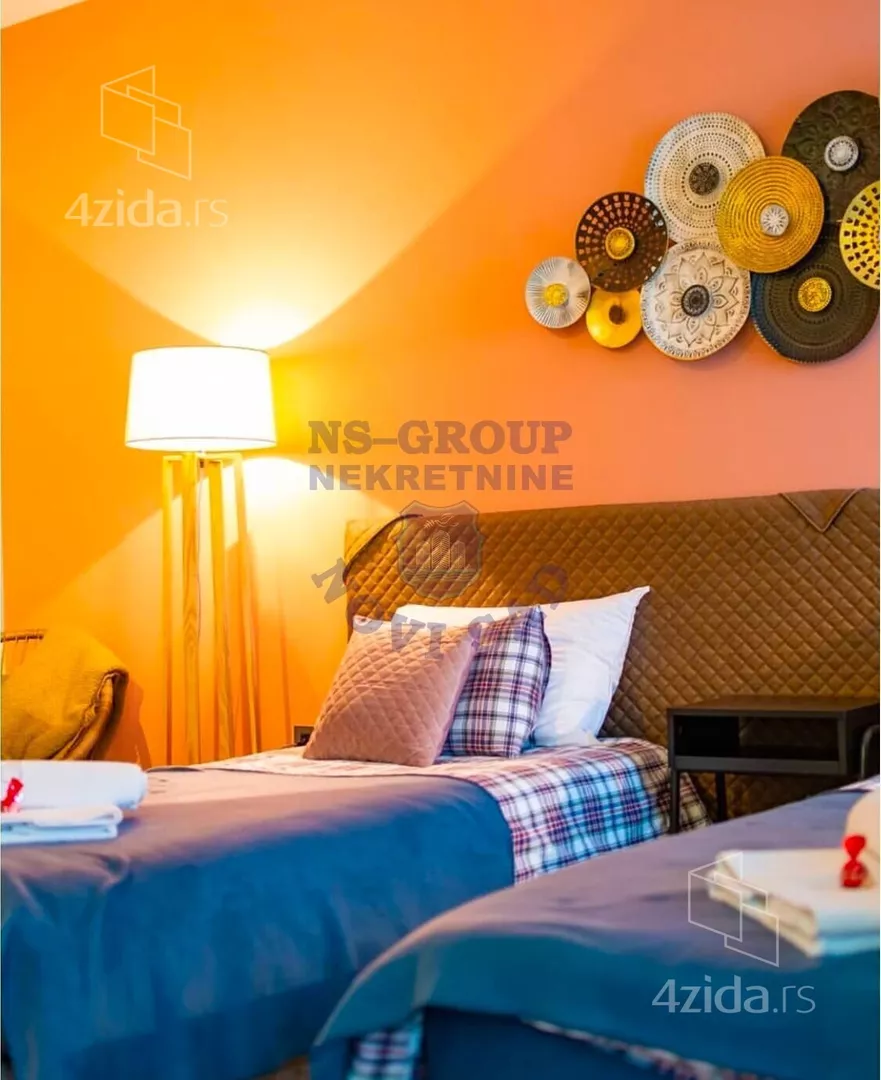 Šestosoban stan | 4zida