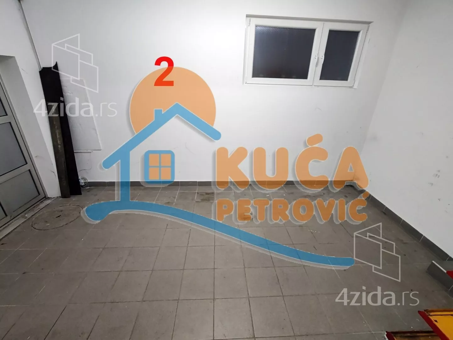 Lokal | 4zida