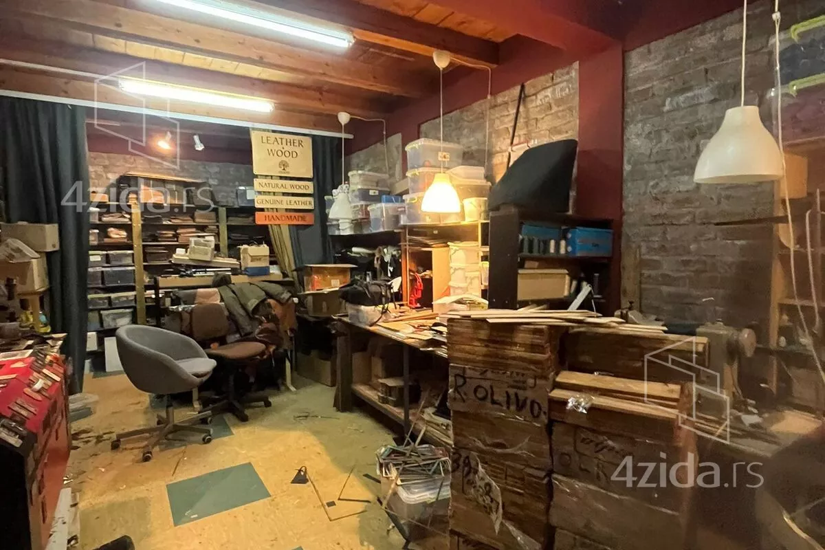 Poslovni prostor | 4zida