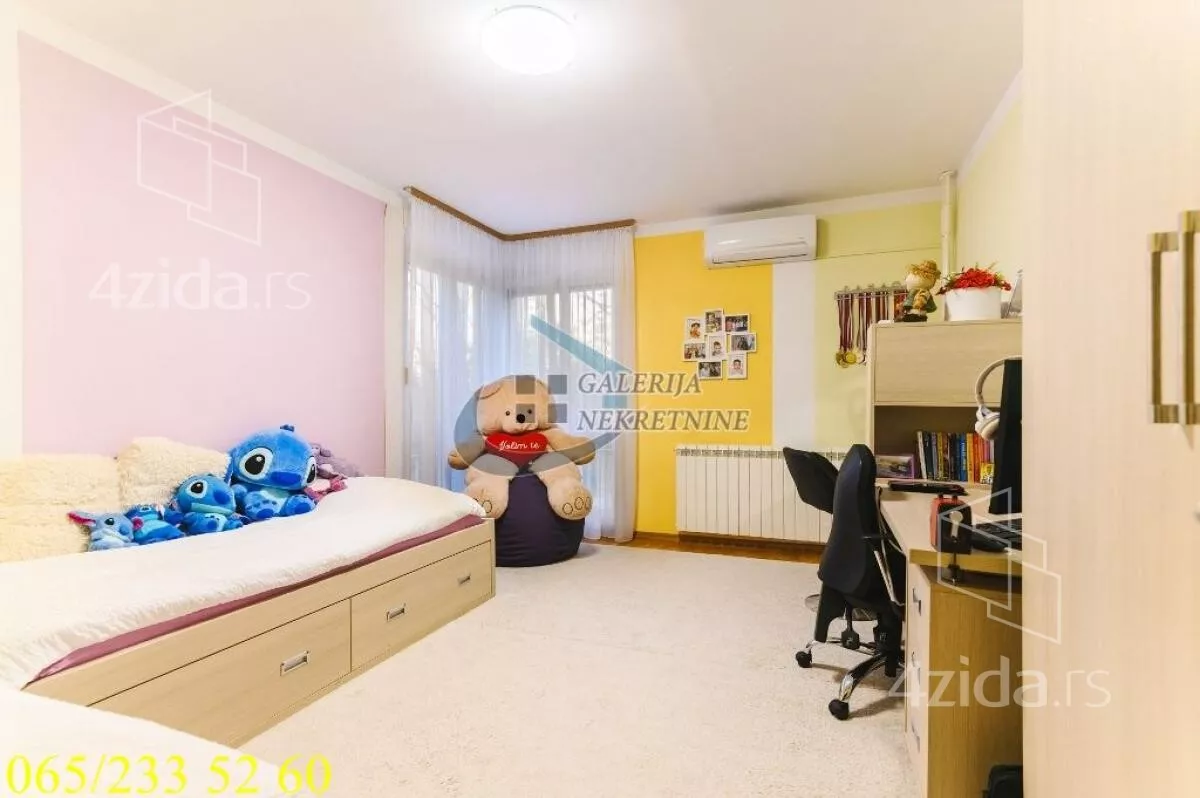 Troiposoban stan | 4zida