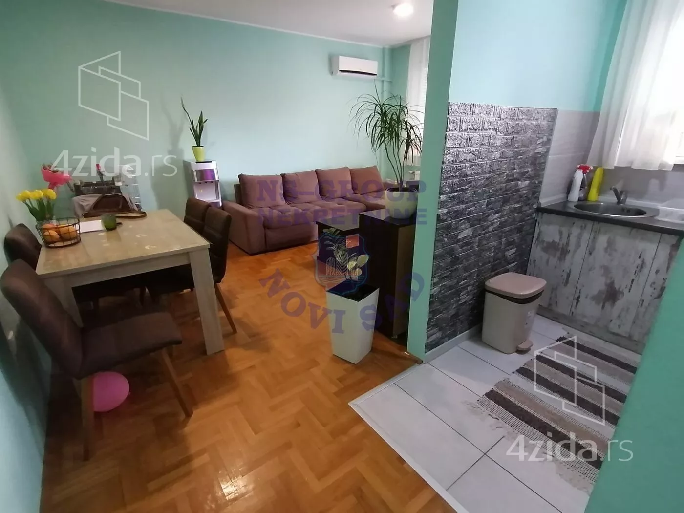 Dvoiposoban stan | 4zida