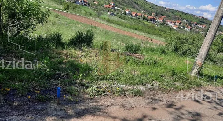 Plac | 4zida