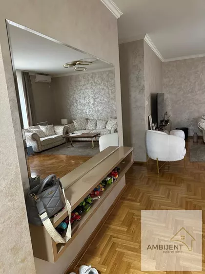 Gradske lokacije | 4zida.rs