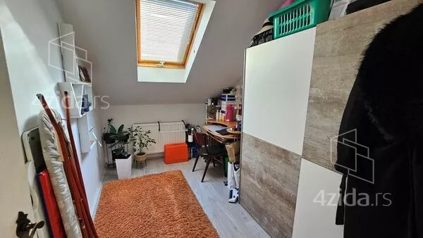 Četvoroiposoban stan | 4zida
