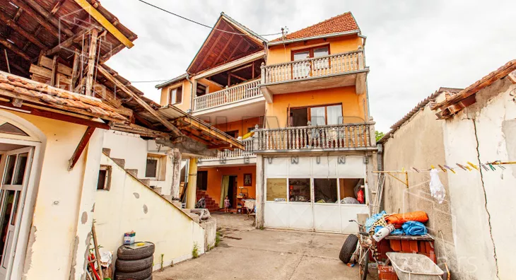 3-etažna kuća | 4zida