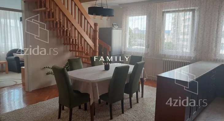 Troiposoban stan | 4zida