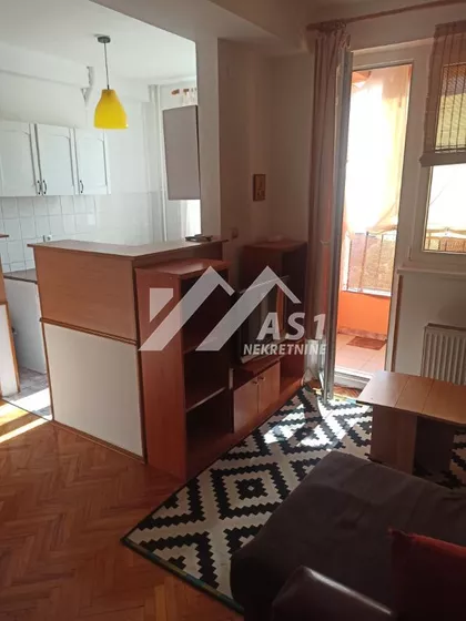 Pariske komune | 4zida.rs