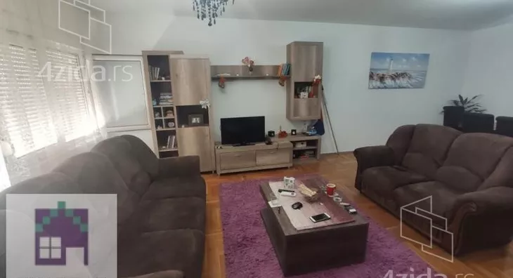 Petosoban stan | 4zida