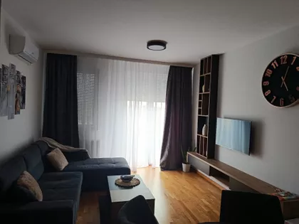Evgenija Kumičića 19 | 4zida.rs