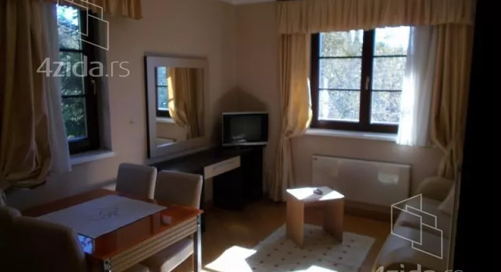 Ugostiteljski objekat | 4zida