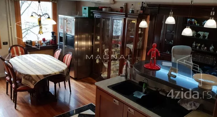 Petosoban stan | 4zida