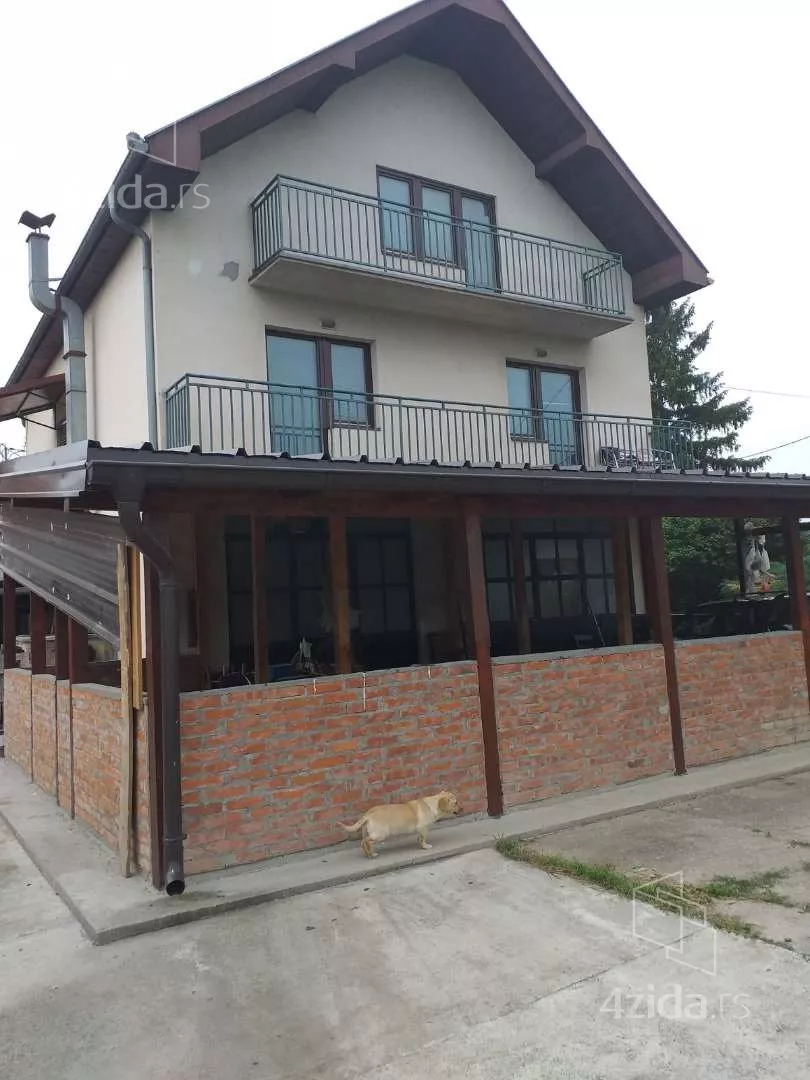 3-etažna kuća | 4zida