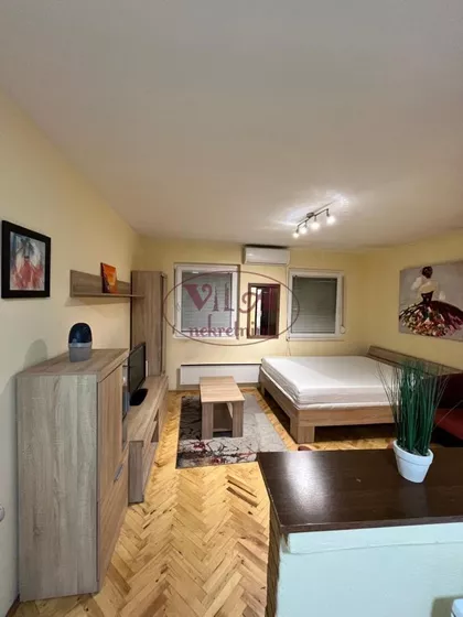 Stari Grad | 4zida.rs