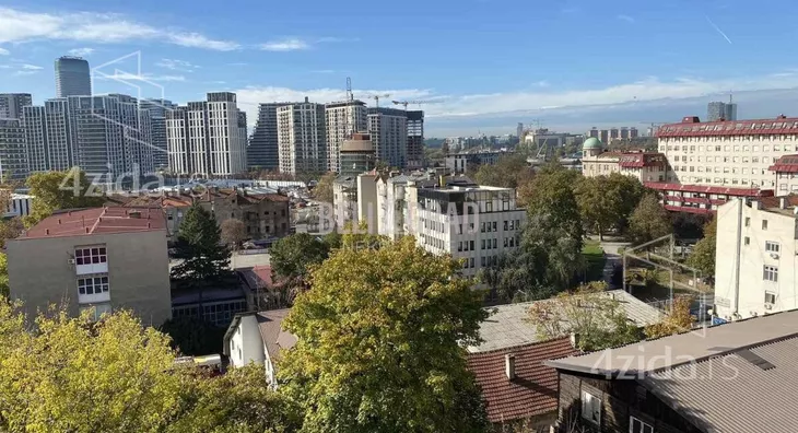 Šestosoban stan | 4zida