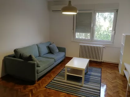 Moše Pijade 120 | 4zida.rs