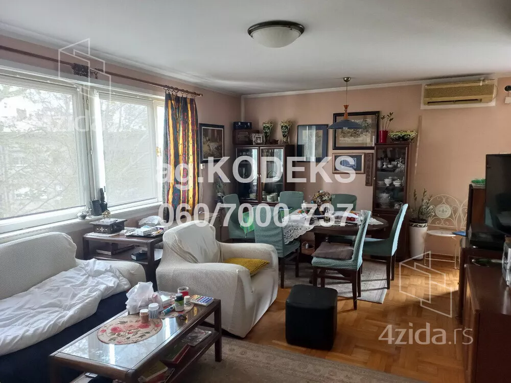 Četvorosoban stan | 4zida