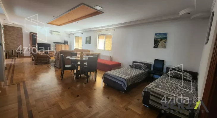 Šestosoban stan | 4zida