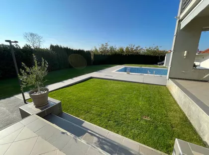 Pavla Šašića | 4zida.rs