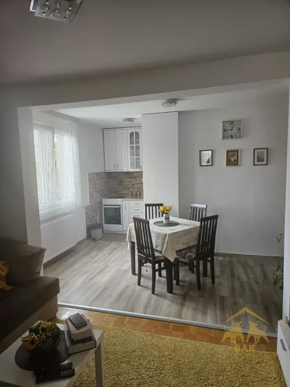 Banatić | 4zida.rs