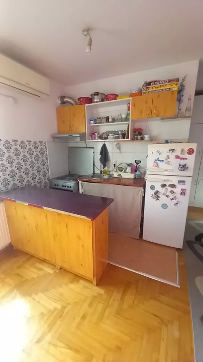 Petra Kralja 2 | 4zida.rs