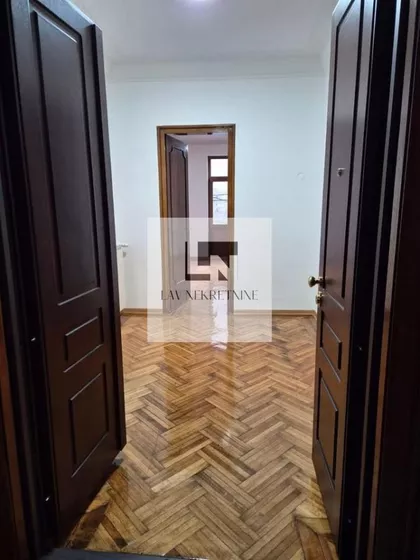 Botanička Bašta | 4zida.rs